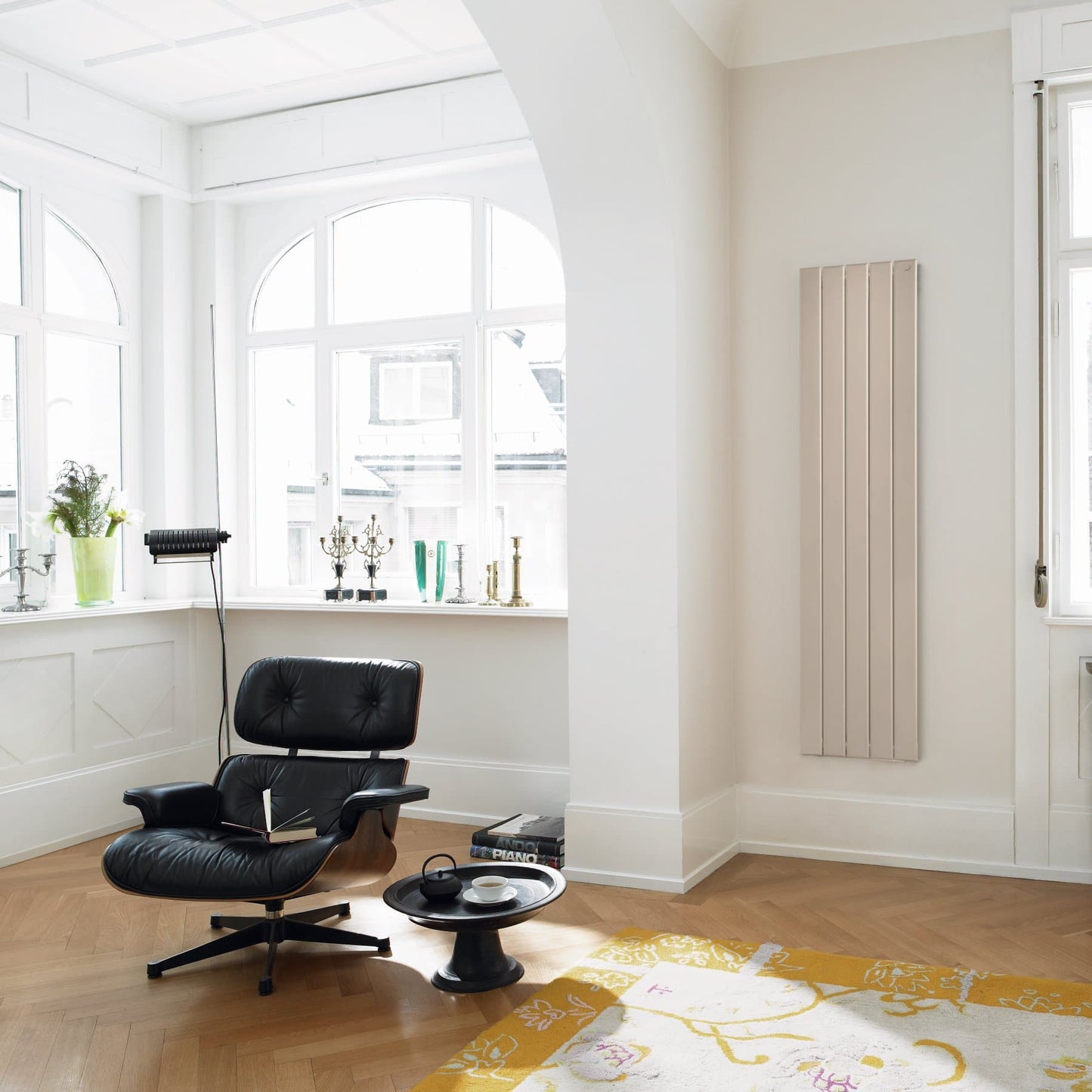 Zehnder Roda Electric Vertical